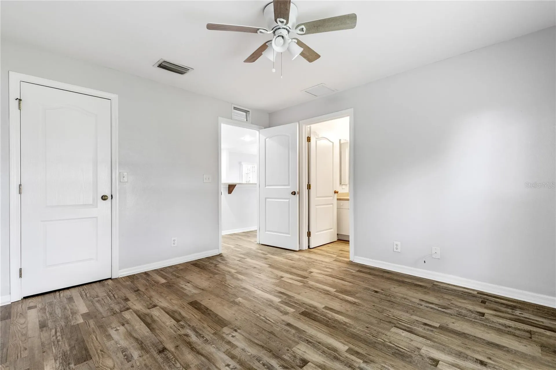 2226 NE 34th Terrace Cape Coral FL 33909