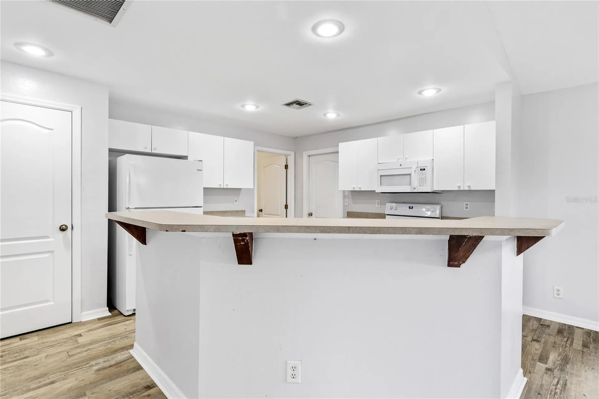 2226 NE 34th Terrace Cape Coral FL 33909