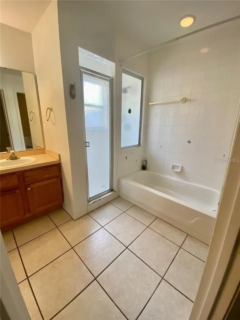 5230 Clarion Oaks Drive Orlando FL 32808