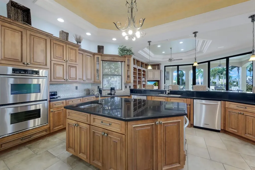 4402 SE 20th Avenue Cape Coral FL 33904