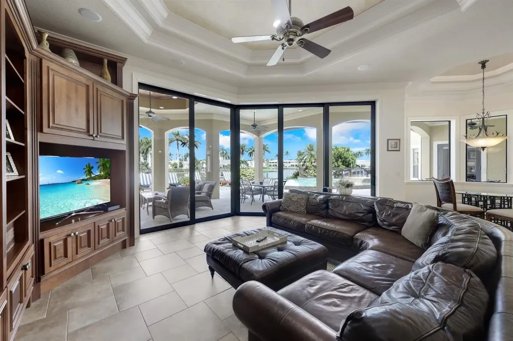 4402 SE 20th Avenue Cape Coral FL 33904