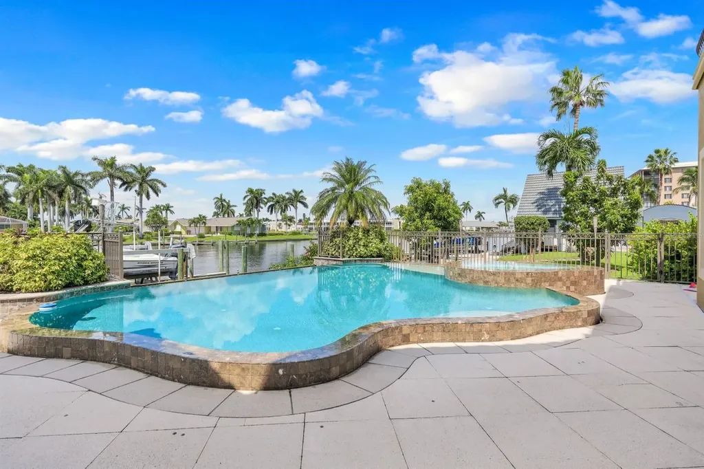 4402 SE 20th Avenue Cape Coral FL 33904