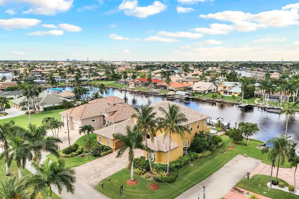 4402 SE 20th Avenue Cape Coral FL 33904