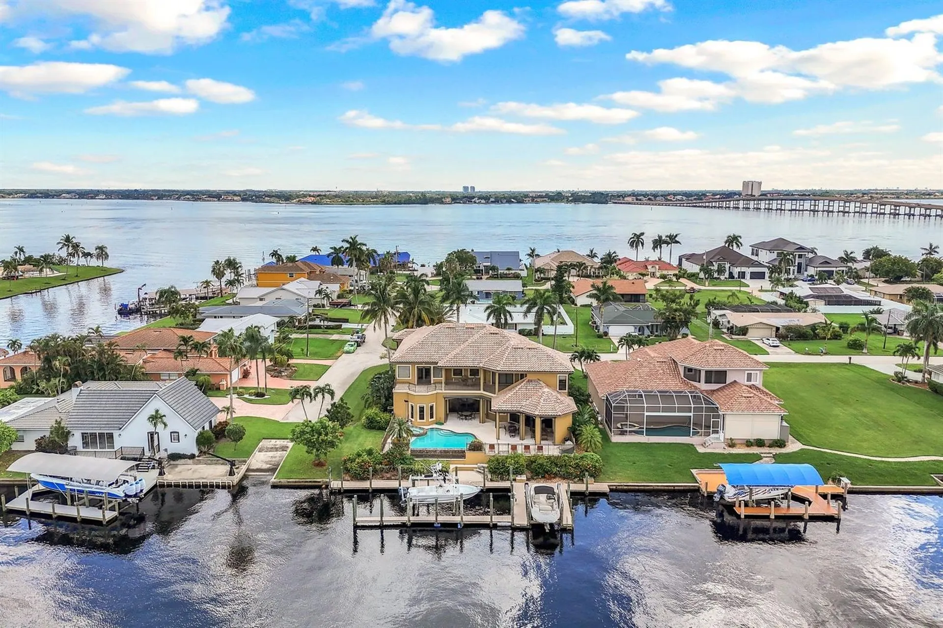 4402 SE 20th Avenue Cape Coral FL 33904