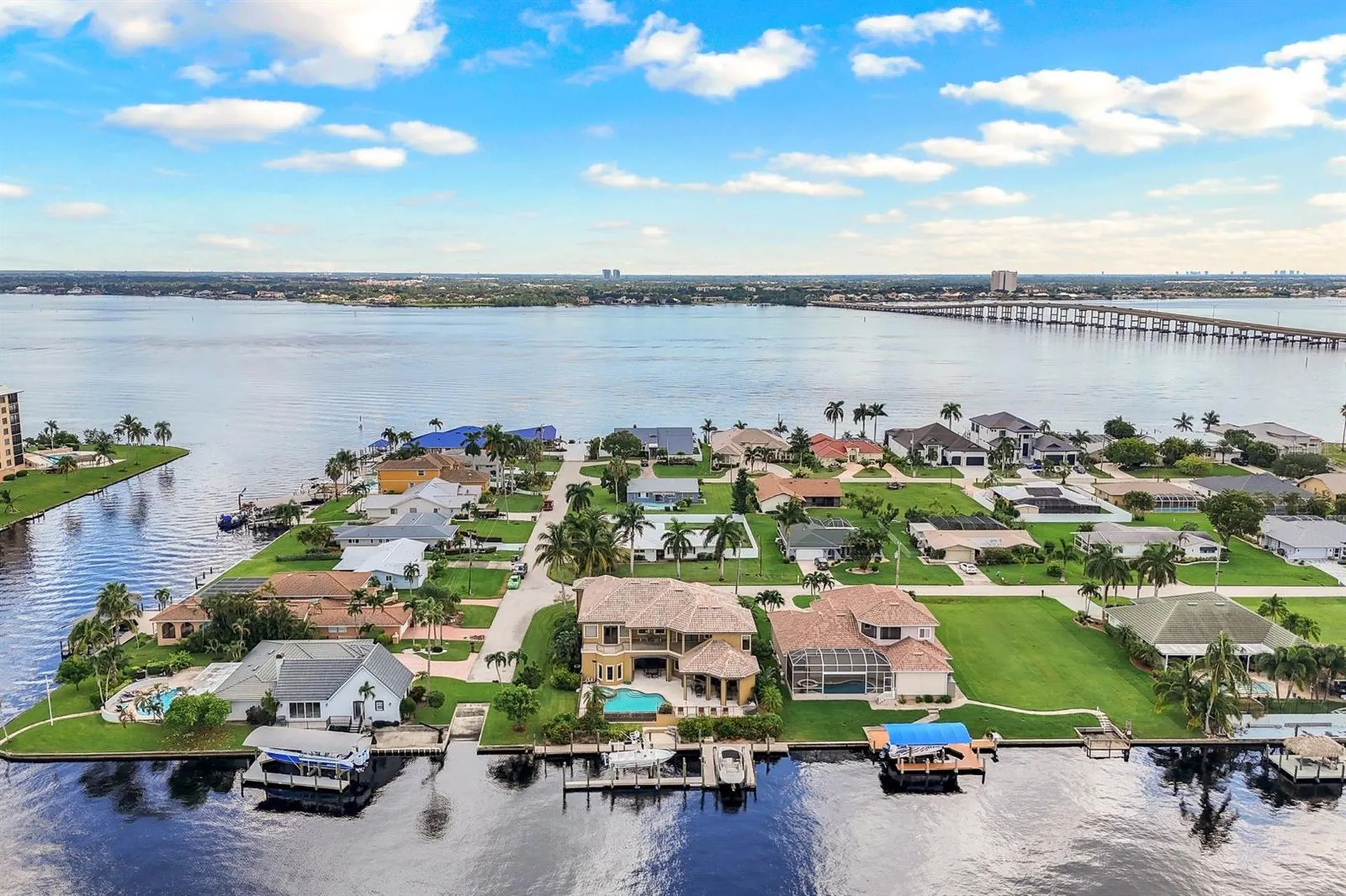 4402 SE 20th Avenue Cape Coral FL 33904