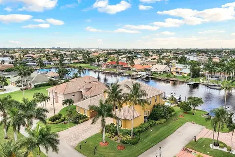 4402 SE 20th Avenue Cape Coral FL 33904