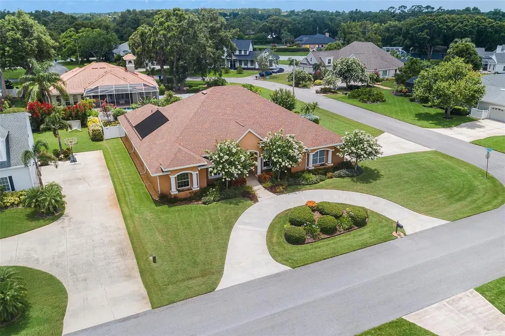328 Hamilton Shores Drive NE Winter Haven FL 33881