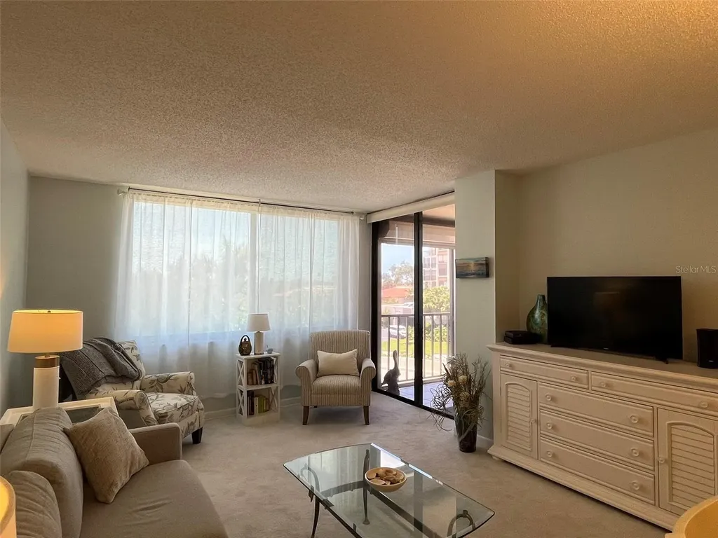 6218 Palma Del Mar St Petersburg FL 33715