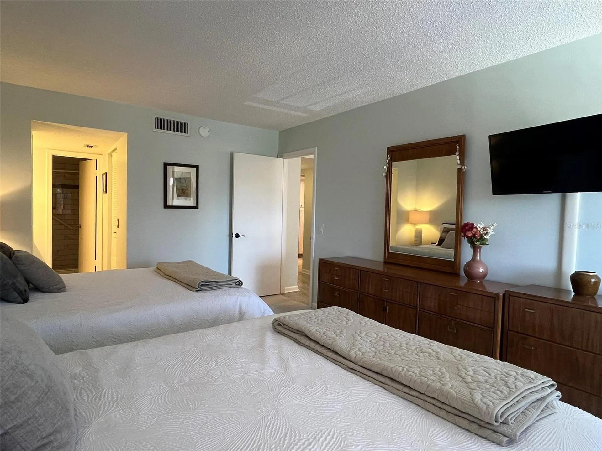6218 Palma Del Mar St Petersburg FL 33715