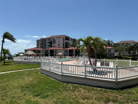 6218 Palma Del Mar St Petersburg FL 33715
