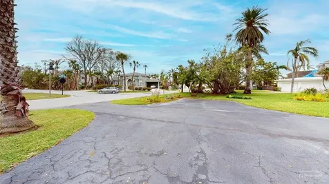 179 Bath Club Boulevard N North Redington Beach FL 33708