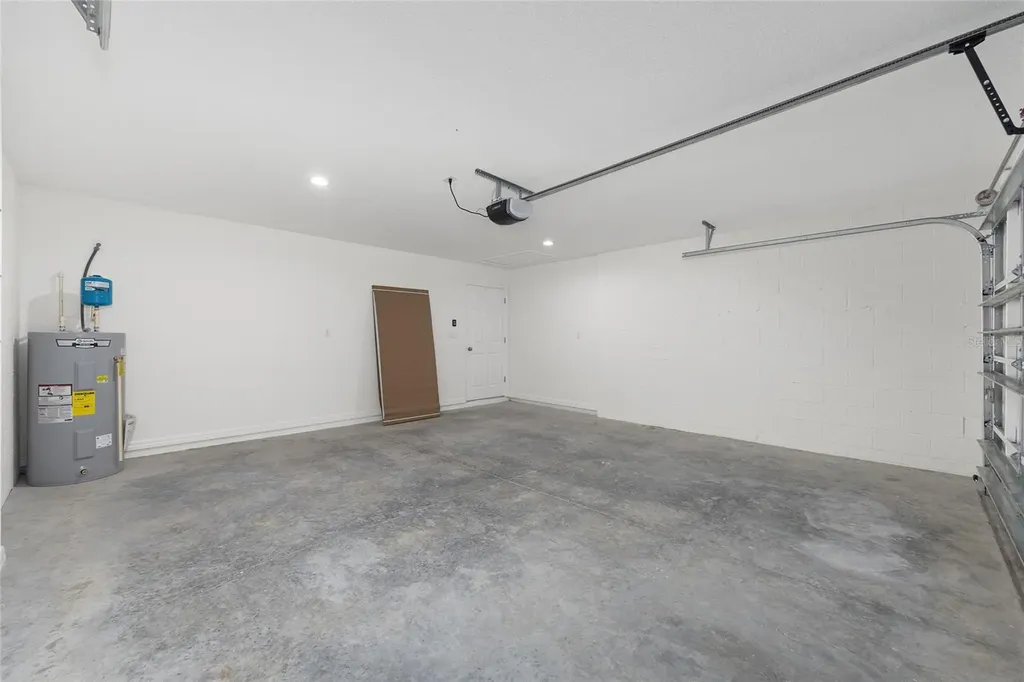 13031 NE 7th Loop Silver Springs FL 34488