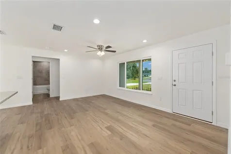 13031 NE 7th Loop Silver Springs FL 34488