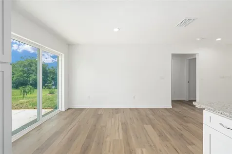 13031 NE 7th Loop Silver Springs FL 34488