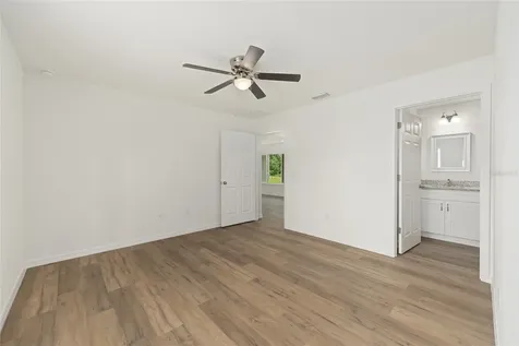 13031 NE 7th Loop Silver Springs FL 34488