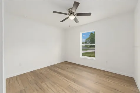 13031 NE 7th Loop Silver Springs FL 34488