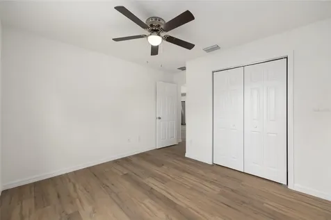13031 NE 7th Loop Silver Springs FL 34488