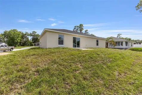 13031 NE 7th Loop Silver Springs FL 34488