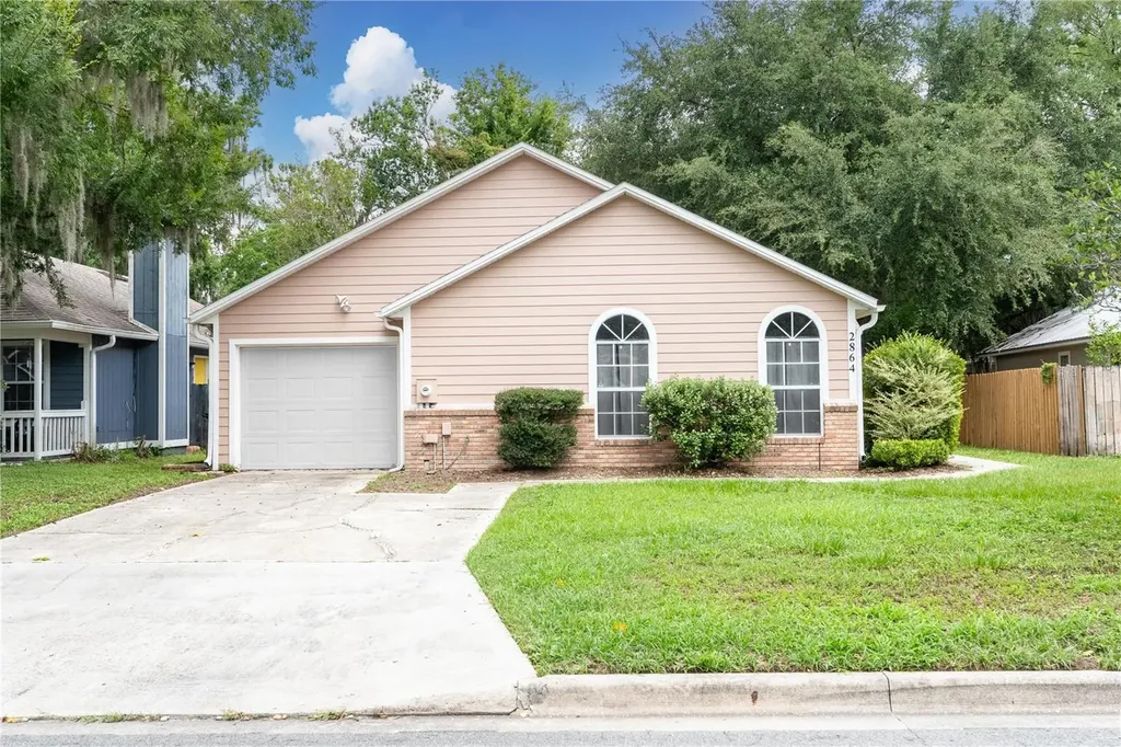 2864 SW 40th Avenue Gainesville FL 32608