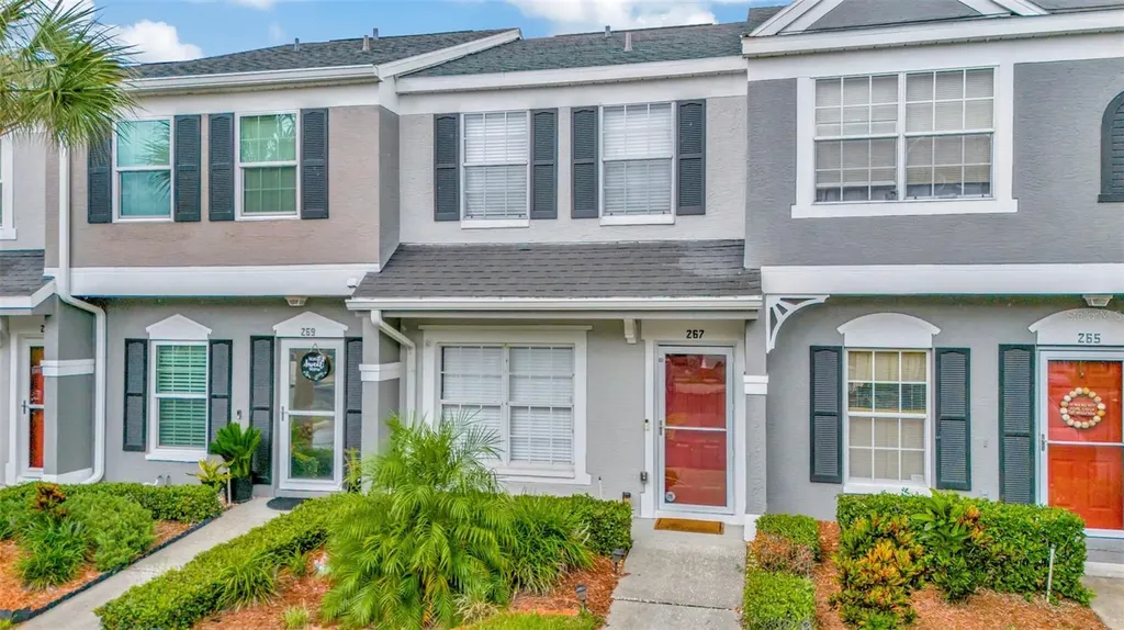 267 Countryside Key Boulevard Oldsmar FL 34677