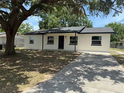 212 Dorothy Street Auburndale FL 33823
