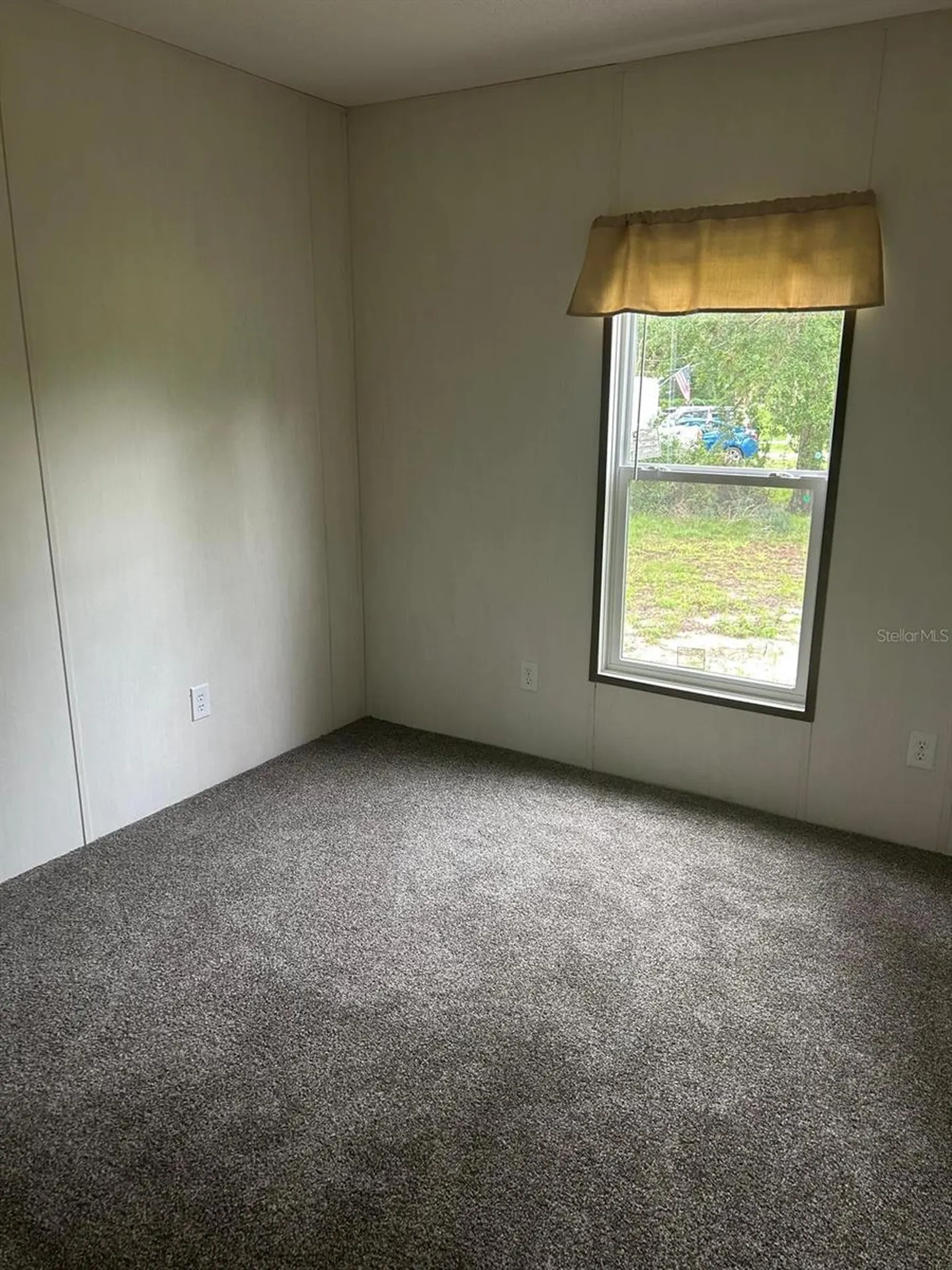 45814 Lake Street Paisley FL 32767