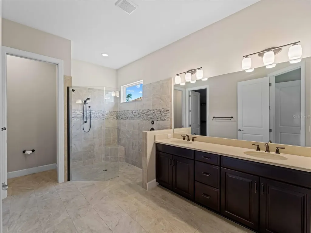 5364 Salcano Street Sarasota FL 34238