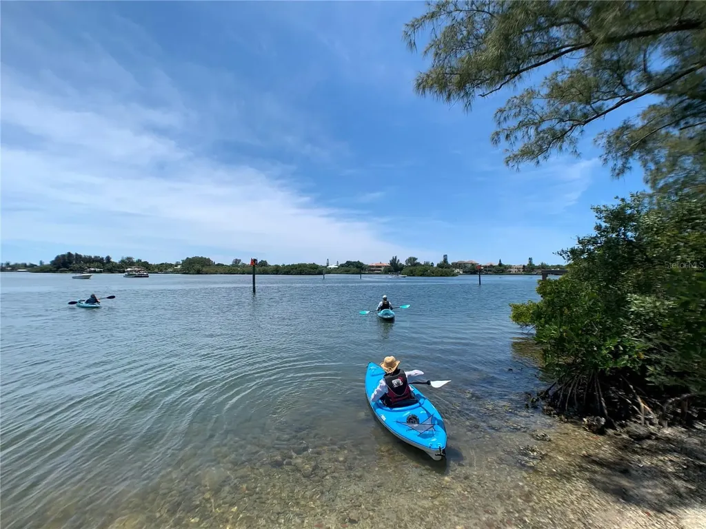 5364 Salcano Street Sarasota FL 34238
