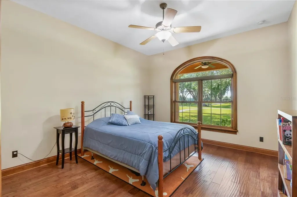 6140 NW 145th Avenue Road Morriston FL 32668