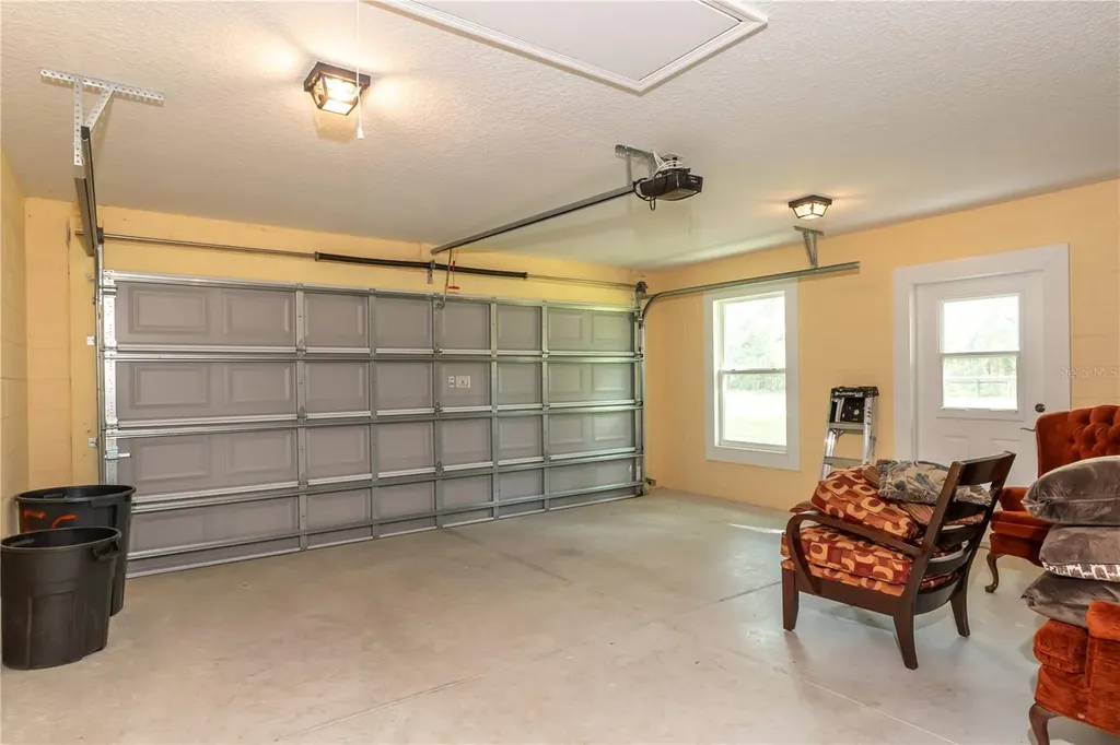 6140 NW 145th Avenue Road Morriston FL 32668