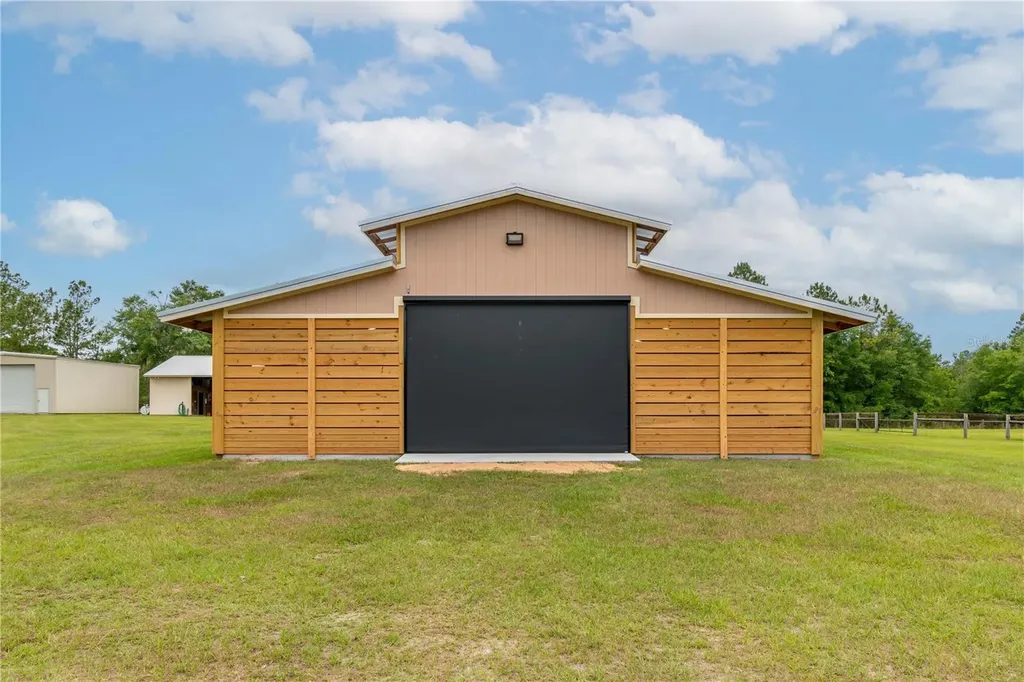 6140 NW 145th Avenue Road Morriston FL 32668