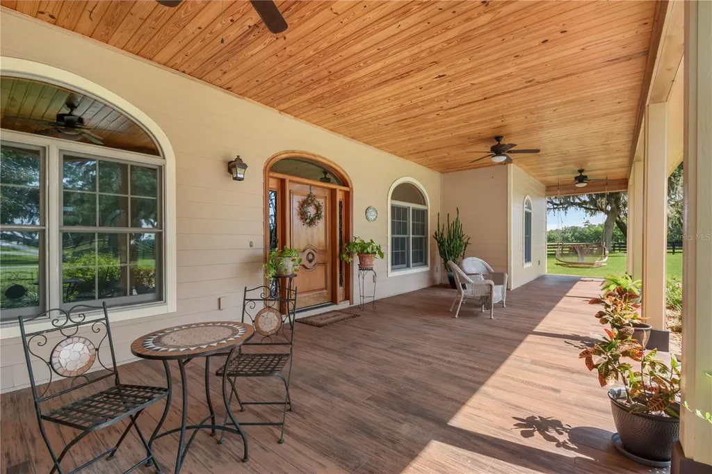 6140 NW 145th Avenue Road Morriston FL 32668