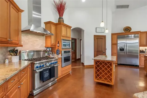 6140 NW 145th Avenue Road Morriston FL 32668