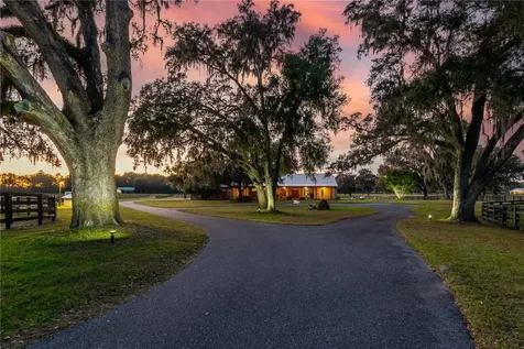 6140 NW 145th Avenue Road Morriston FL 32668