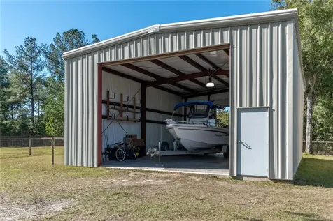 6140 NW 145th Avenue Road Morriston FL 32668