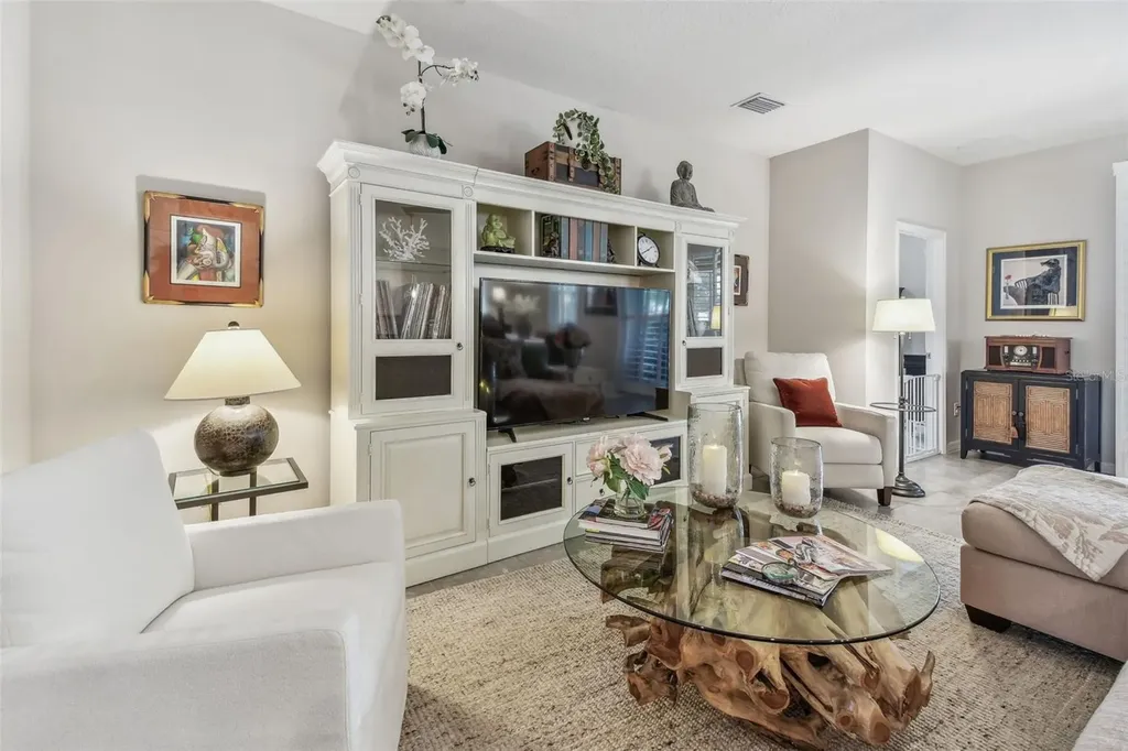 6467 Seasound Drive Apollo Beach FL 33572