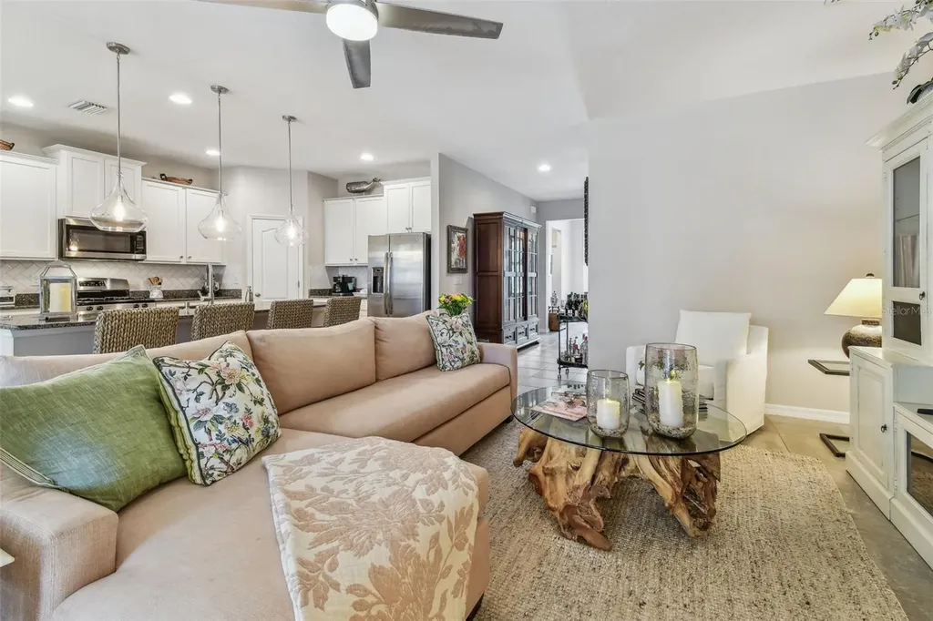 6467 Seasound Drive Apollo Beach FL 33572