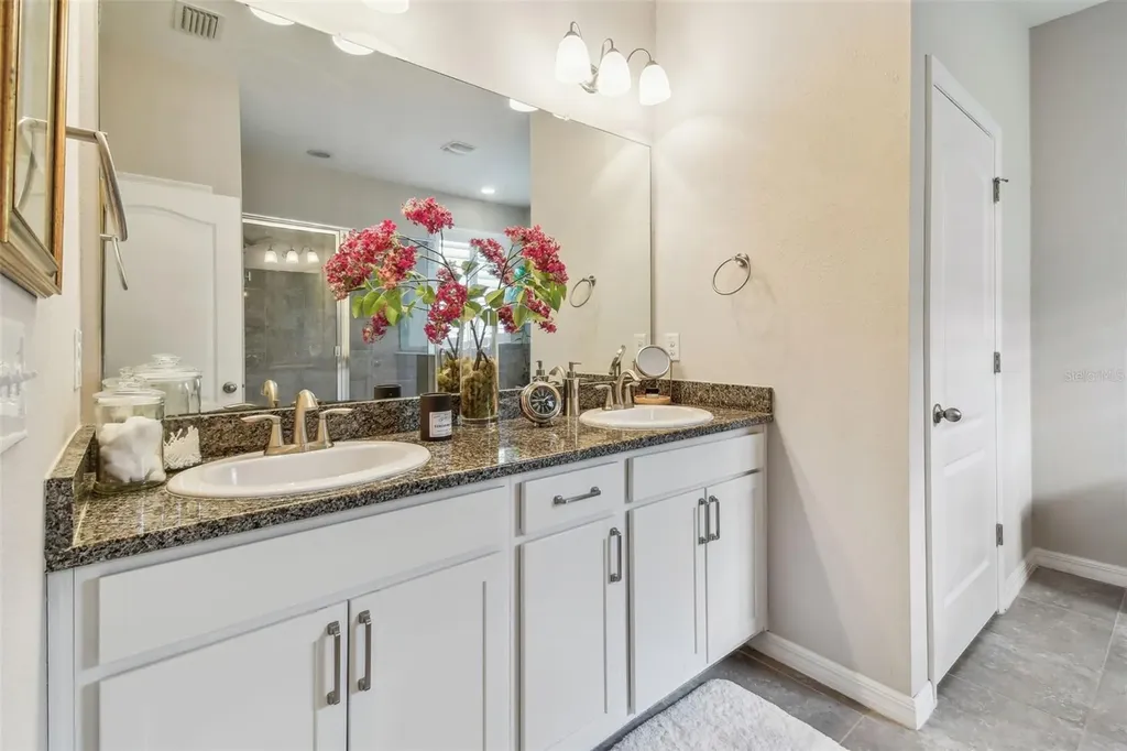 6467 Seasound Drive Apollo Beach FL 33572