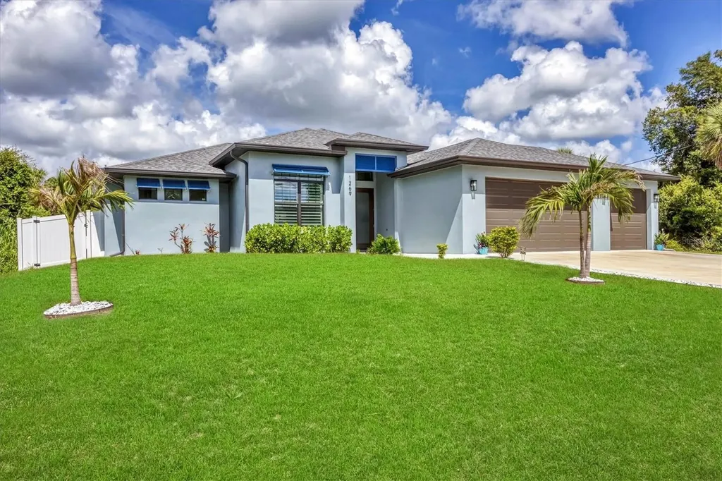 1269 N Lavina Street North Port FL 34286