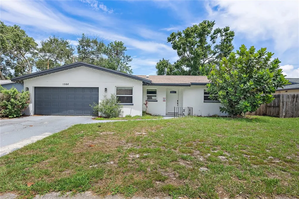 1586 Linwood Drive Clearwater FL 33755