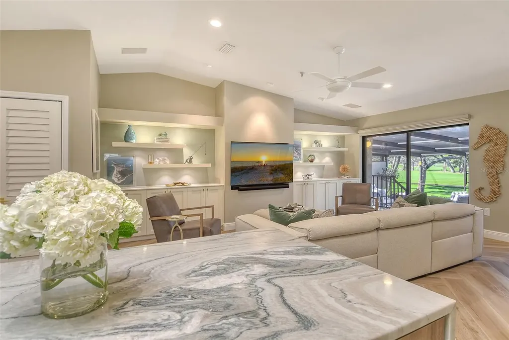 2103 Harbourside Drive Longboat Key FL 34228
