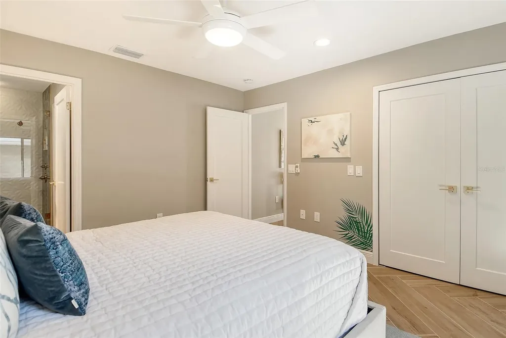 2103 Harbourside Drive Longboat Key FL 34228