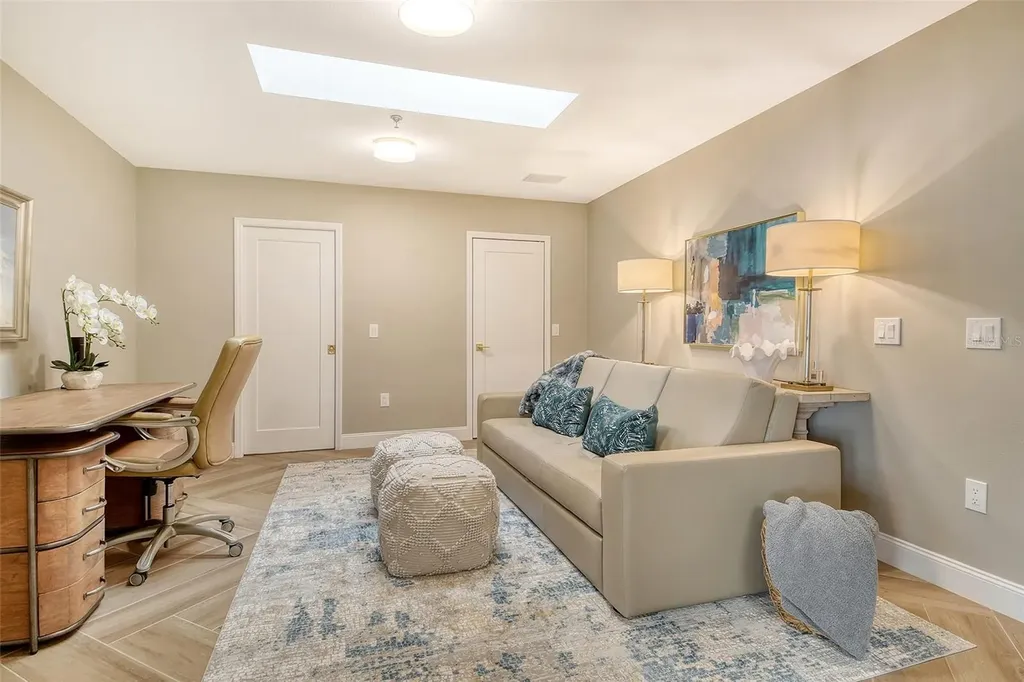 2103 Harbourside Drive Longboat Key FL 34228