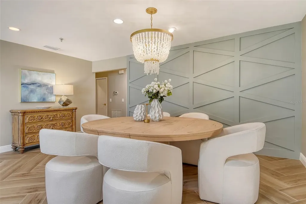2103 Harbourside Drive Longboat Key FL 34228