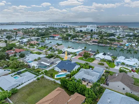 366 6th Avenue N Tierra Verde FL 33715