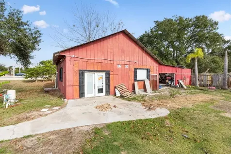 10973 N Us Highway 301 Oxford FL 34484