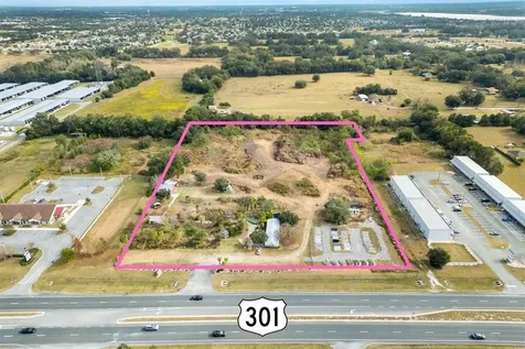 10973 N Us Highway 301 Oxford FL 34484