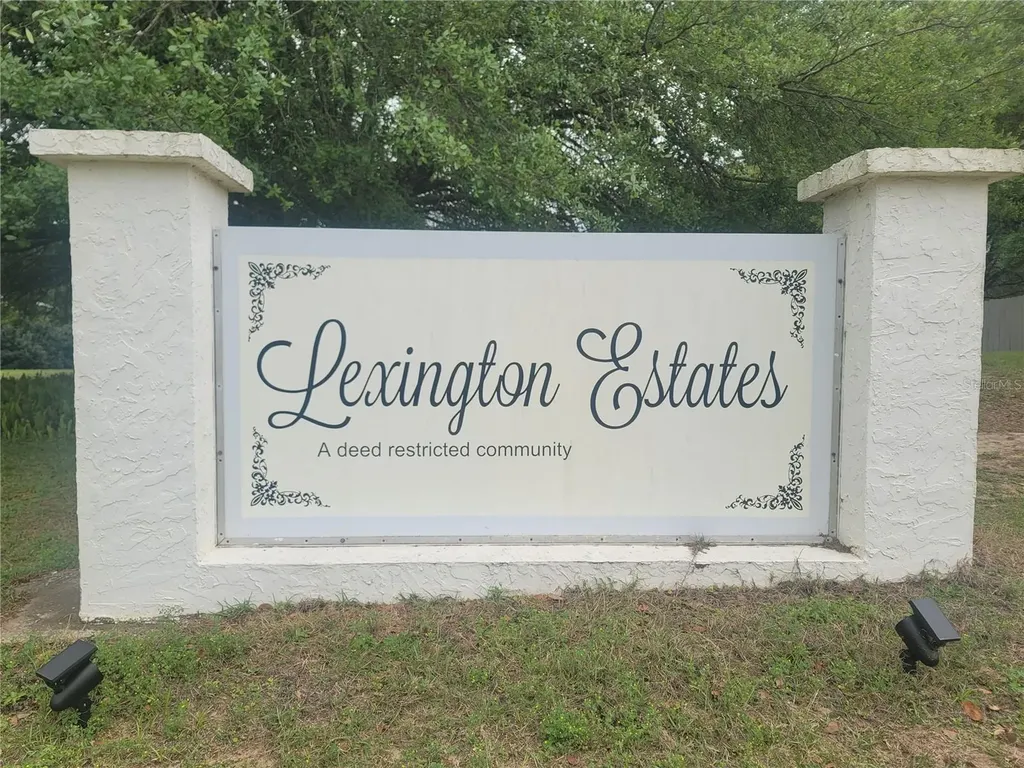 51 SE 70th Circle Ocala FL 34472