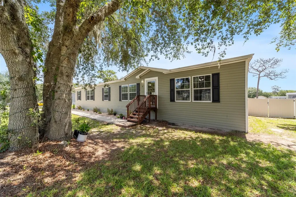 51 SE 70th Circle Ocala FL 34472