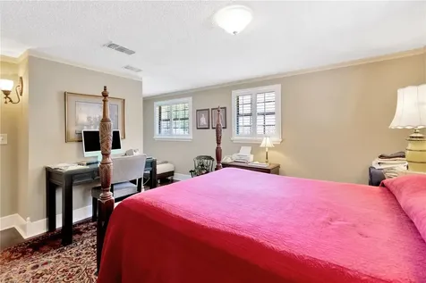4909 S Elberon Street Tampa FL 33611